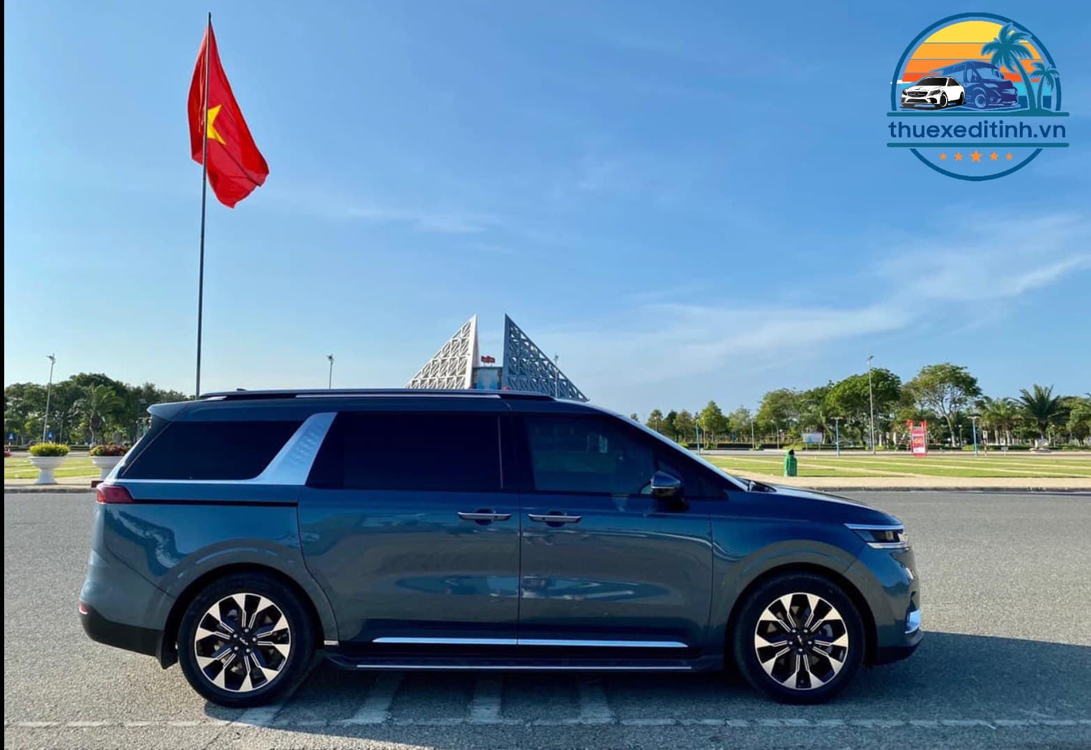 Dịch vụ cho thuê xe Kia Canival từ TPHCM đi Đà Lạt