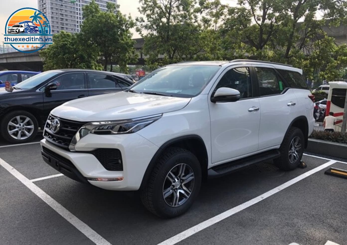 Cho Thuê Xe 4.7.16.29 Chỗ Và Xe Limosine Tại Tỉnh Kiên Giang